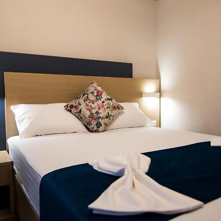 Appartement Ippokampos Holidays à Vrasná Extérieur photo