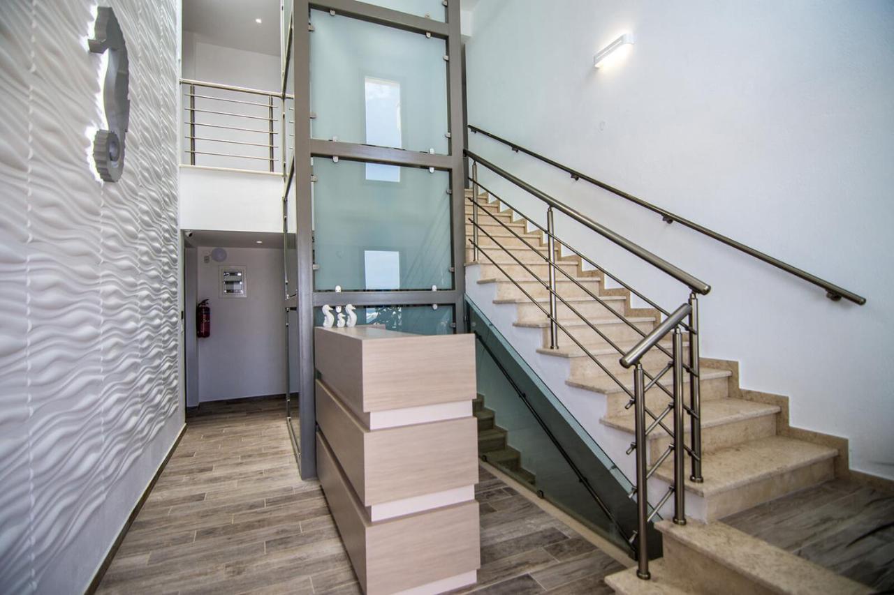 Appartement Ippokampos Holidays à Vrasná Extérieur photo